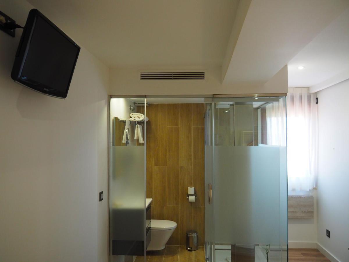 Hostal Don Suero De Quinones Hospital de Órbigo Екстериор снимка