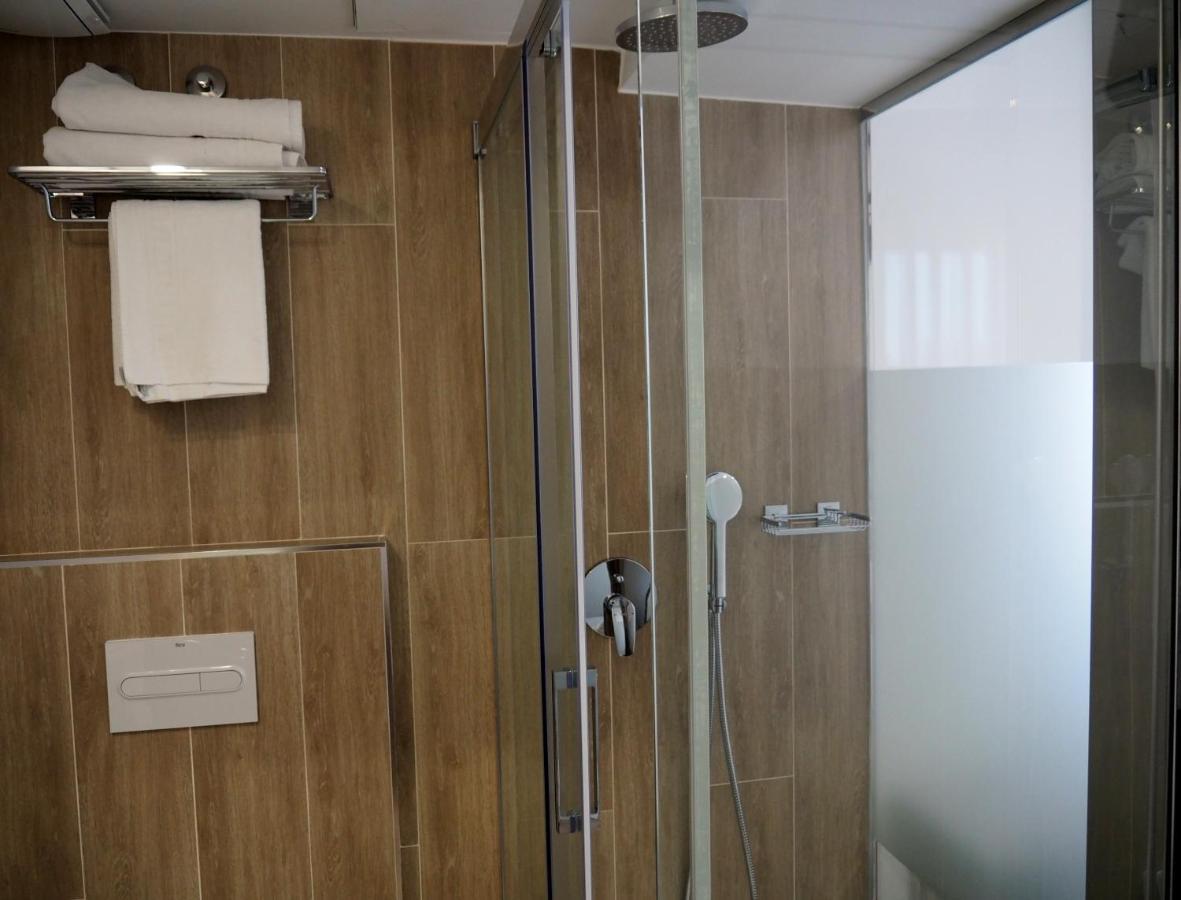 Hostal Don Suero De Quinones Hospital de Órbigo Екстериор снимка