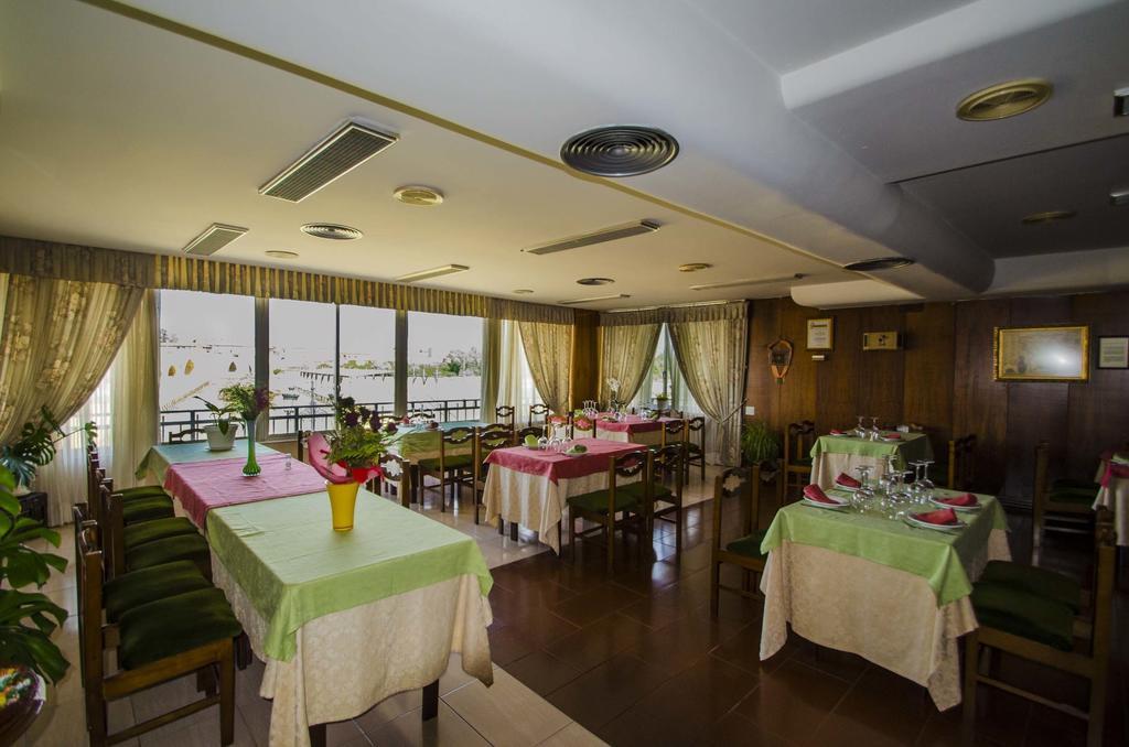 Hostal Don Suero De Quinones Hospital de Órbigo Екстериор снимка
