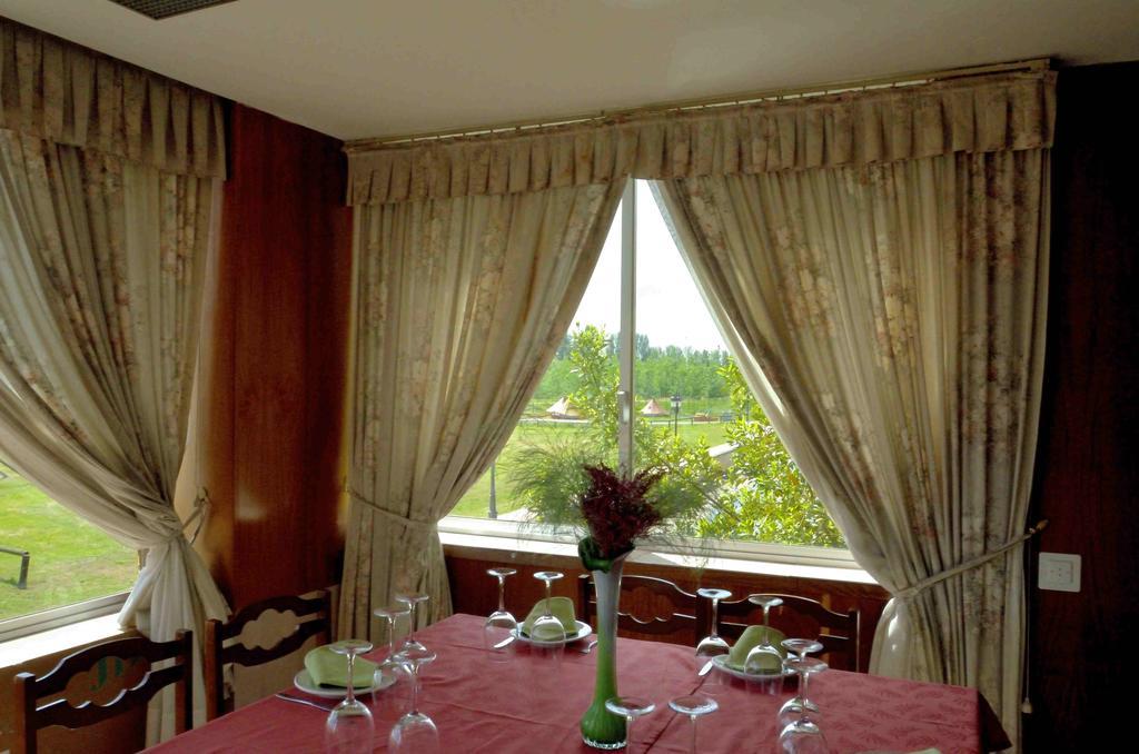 Hostal Don Suero De Quinones Hospital de Órbigo Екстериор снимка